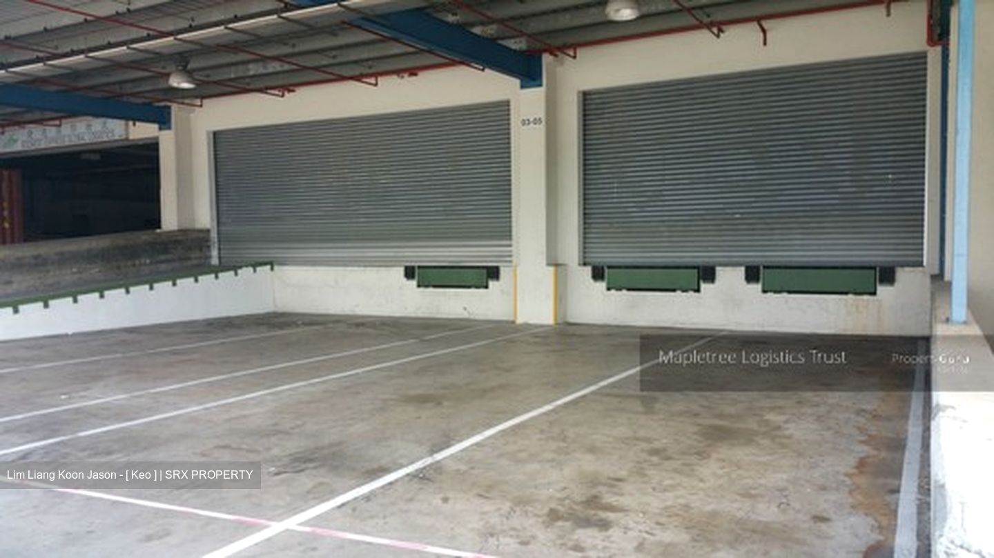 Alps Avenue (D17), Warehouse #301126331